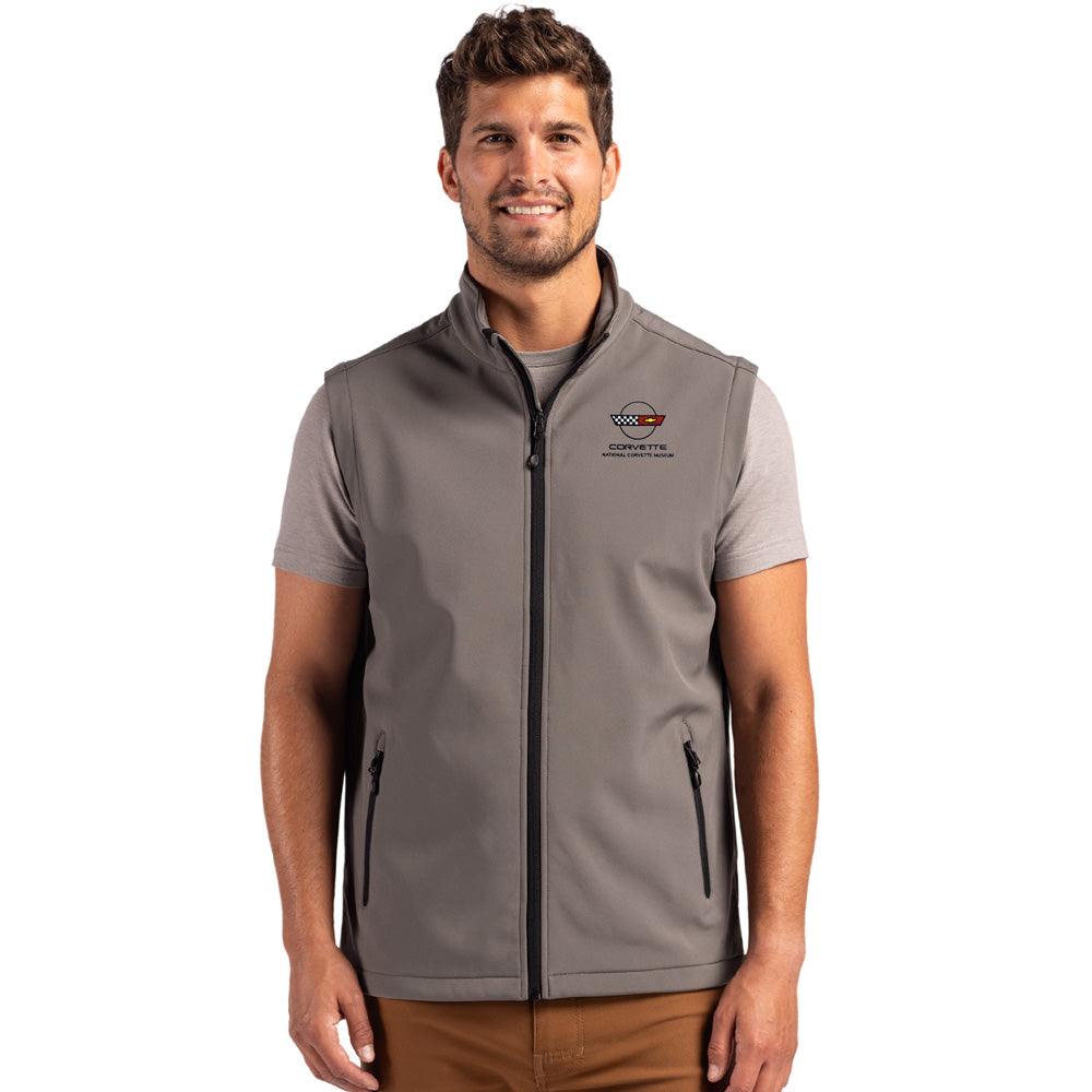 Man wearing the C4 Corvette Custom Tempo Stretch Full-Zip Vest in gray