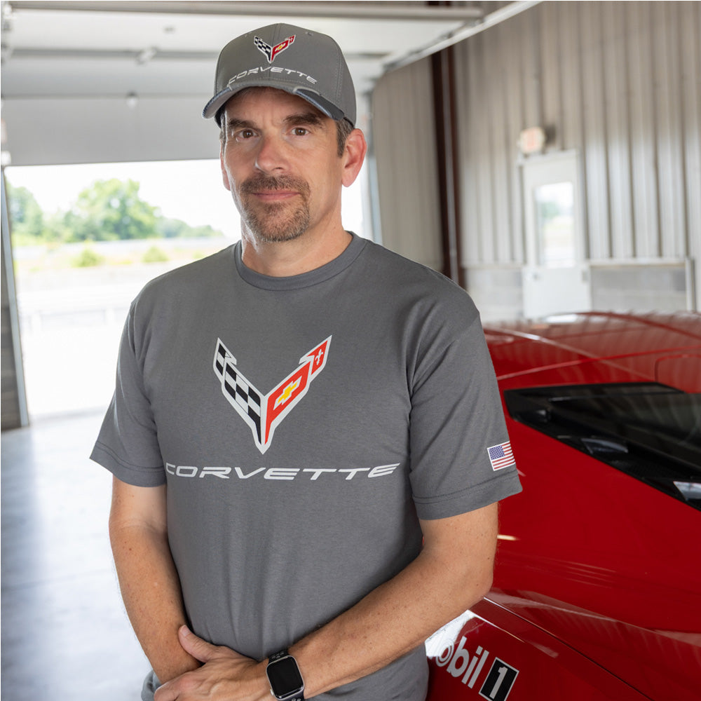 Man wearing the C8 Corvette Emblem USA Charcoal T-shirt