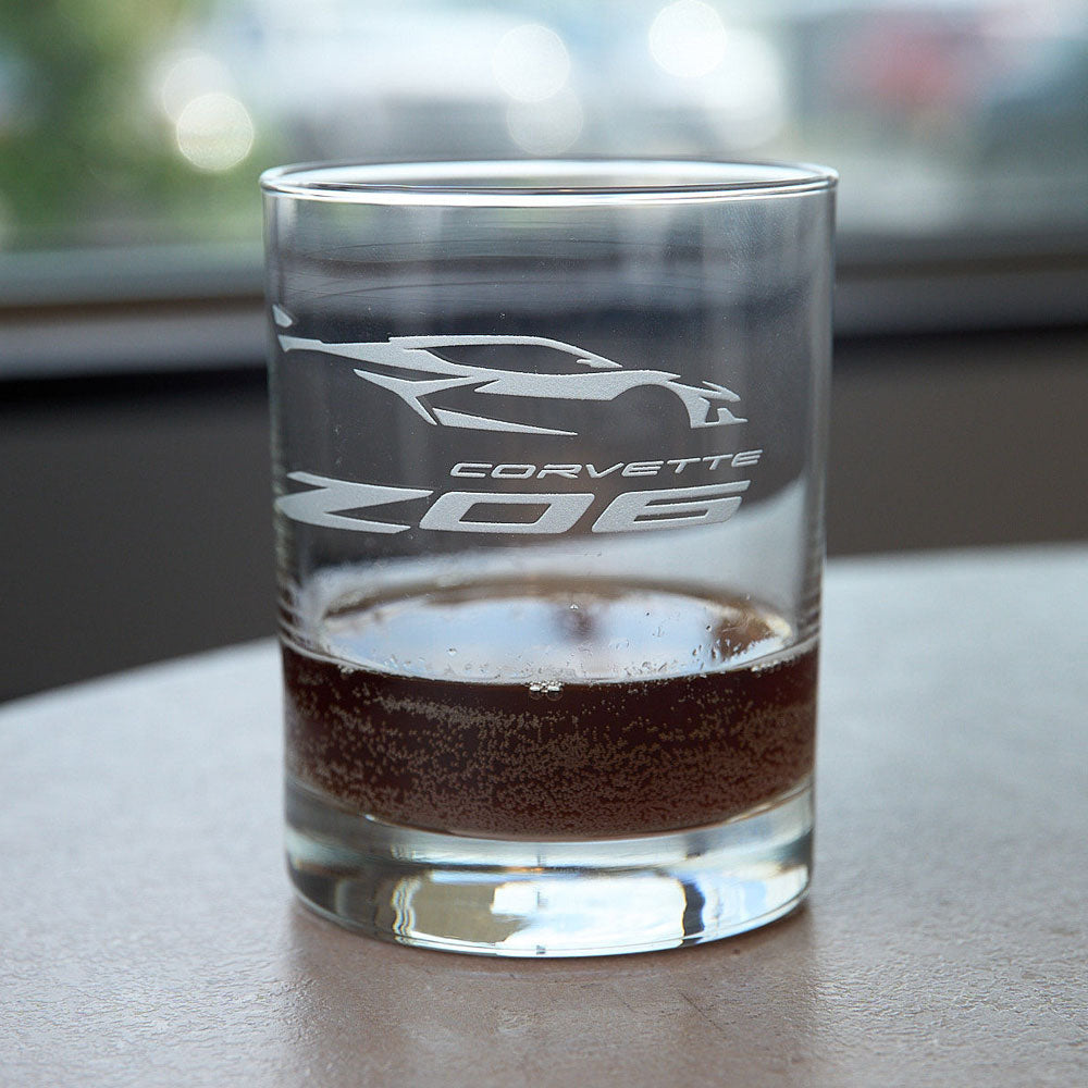 C8 Z06 Gesture Coupe Etched Short Beverage Glass sitting on a table