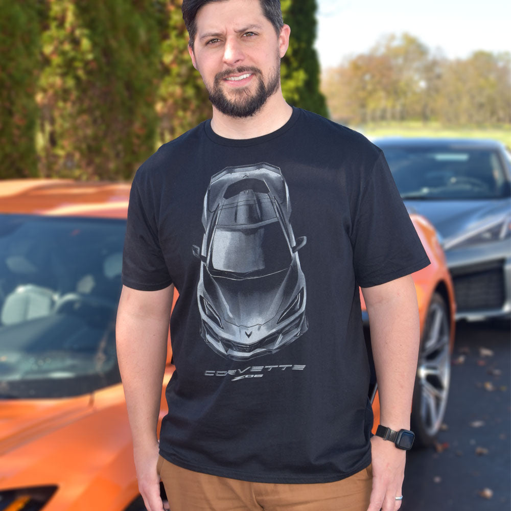 Man wearing the C8 Z06 Car Black T-shirt