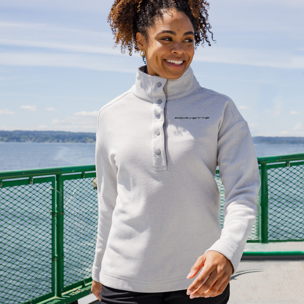 Woman wearing the Corvette Textured Fleece Snap Front Pullover in Light Gray